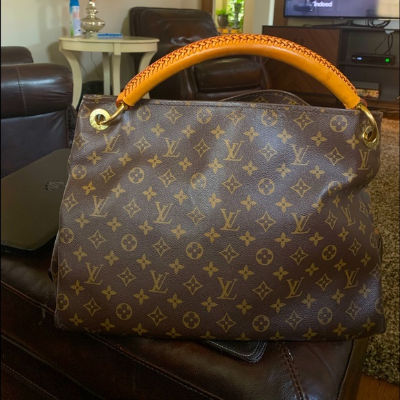 Monogram Artsy MM - Picture 1 of 1